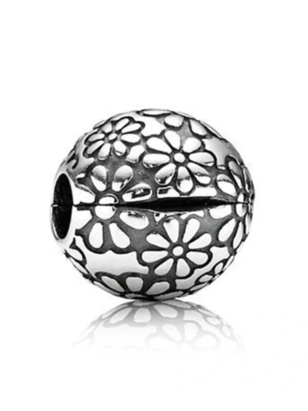 Pandora Retired Lazy Daisy Retired Clip Sterling Silver Charm